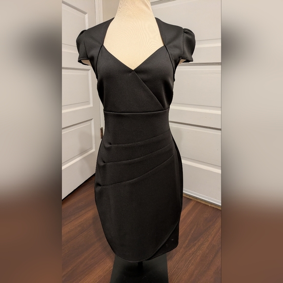 Guess Elegant Black Wrap Mini Dress - Picture 1 of 8